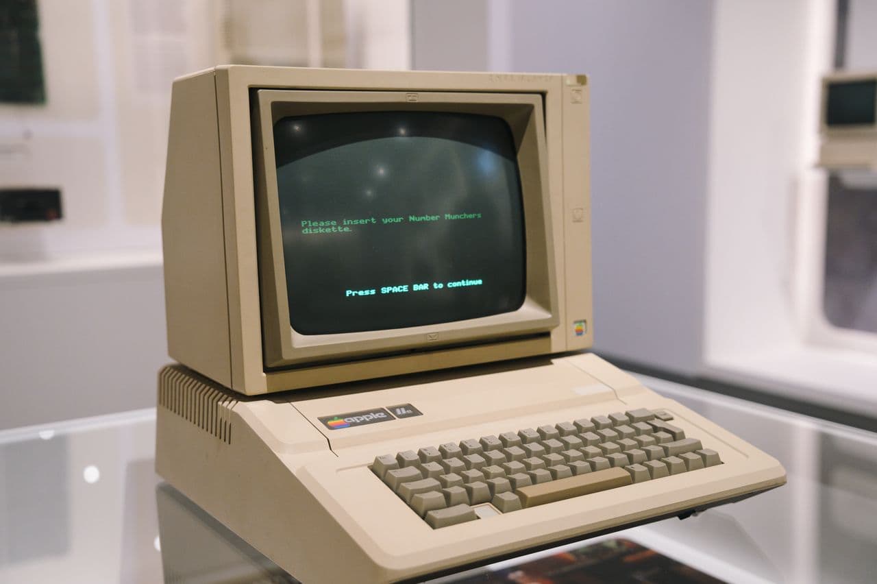 Placeholder image awaiting a photograph of a hybrid setup joining room and screen